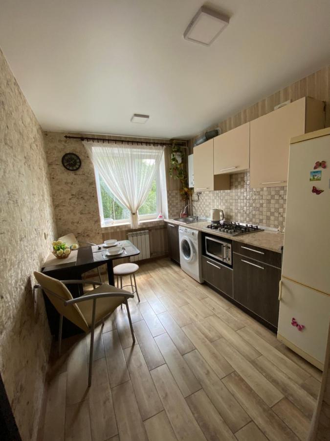 Apartment 30 M2 On Sergei Esenin 11 Харків Екстер'єр фото