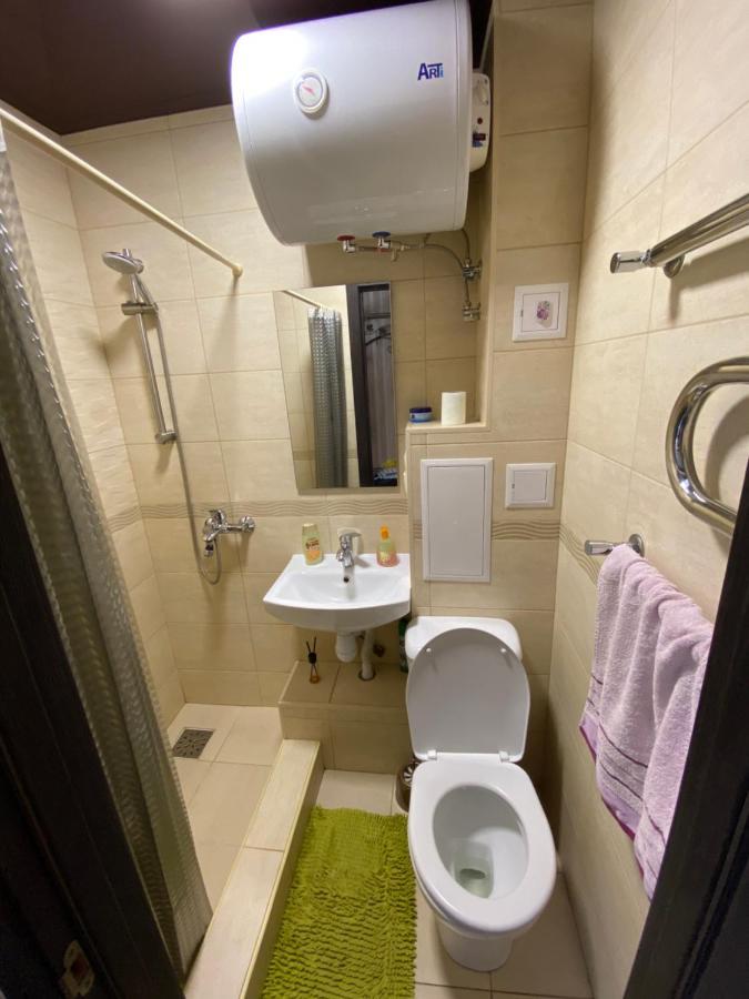 Apartment 30 M2 On Sergei Esenin 11 Харків Екстер'єр фото