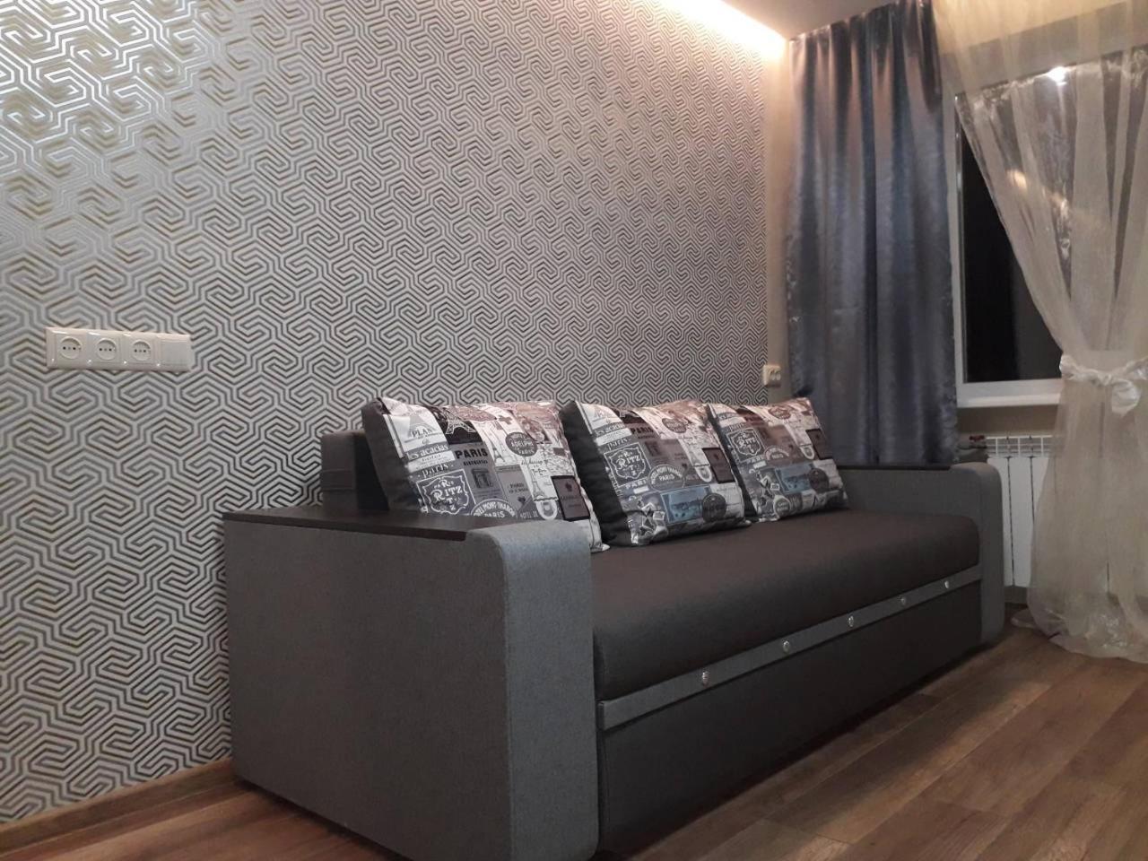 Apartment 30 M2 On Sergei Esenin 11 Харків Екстер'єр фото