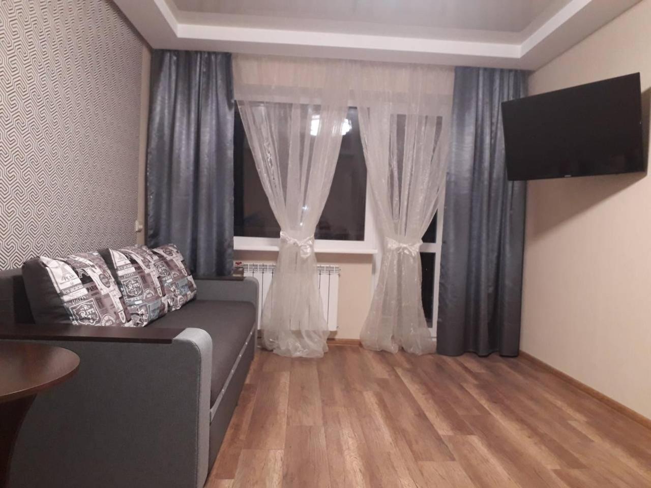 Apartment 30 M2 On Sergei Esenin 11 Харків Екстер'єр фото