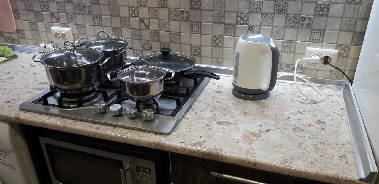 Apartment 30 M2 On Sergei Esenin 11 Харків Екстер'єр фото